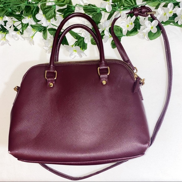Avon Handbags - 🌵5/$25 AVON SIGNATURE Purse